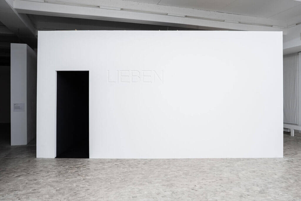 Idee & Design Cube 10 Lieben Clemens Wittkowski Videoinstallation bauhouse CFCA Dokumentation Stadtgalerie Kiel 2021 III